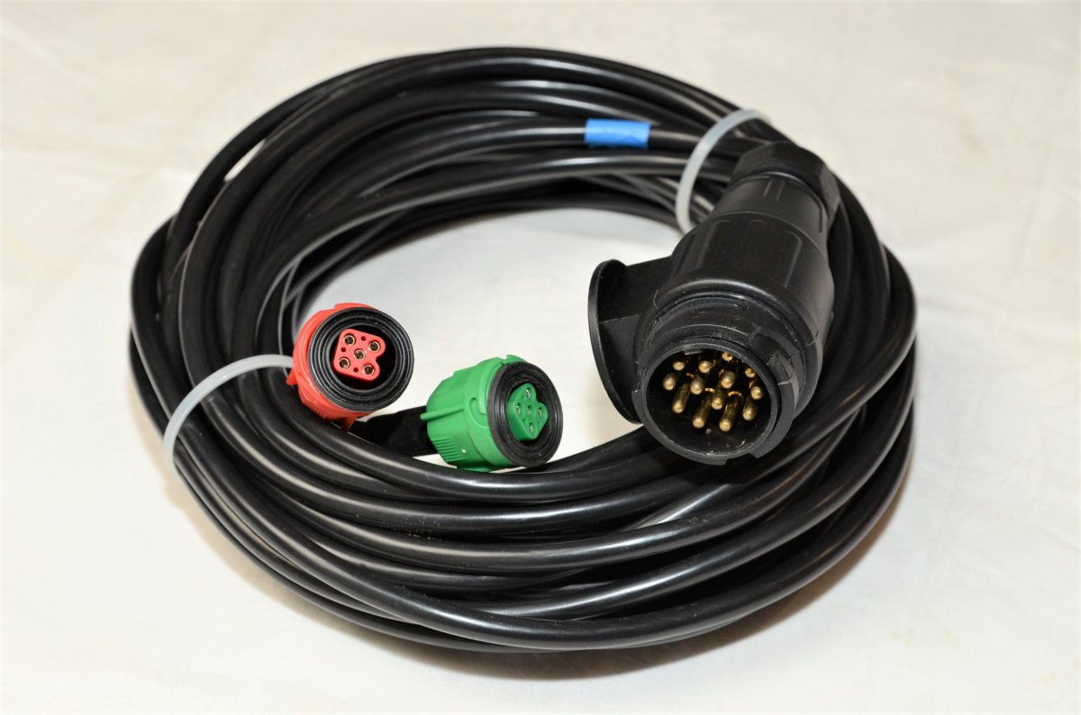 Radex kabel m med polet og 2 stk. 5 polet stik