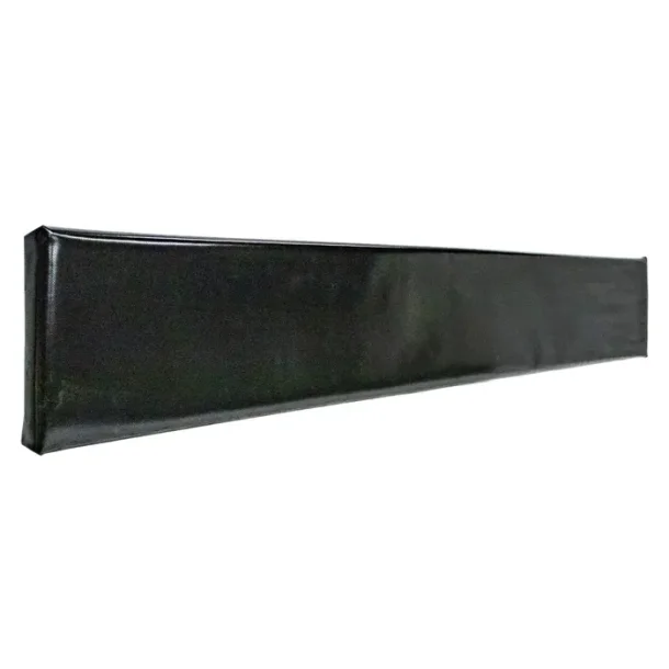 Sidepude til hestetrailer Ml : 1450 x 200 x 30 mm